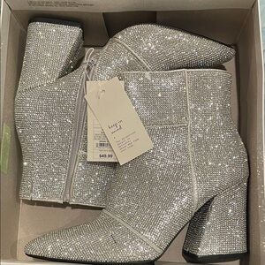 Womens sz 7 Dazzling Silver Ankle Boots Target A New Day Cailin